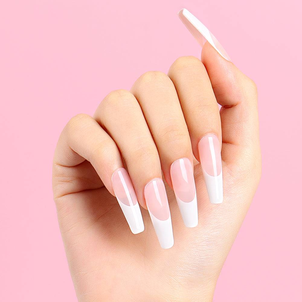 nude color nails