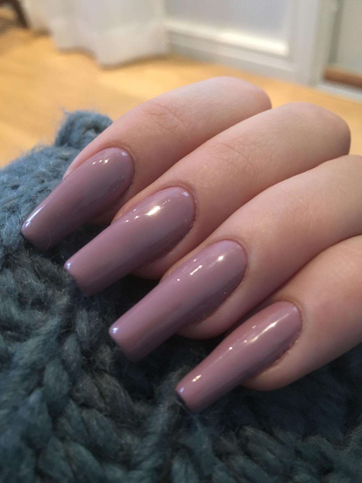 natural pink acrylic nails