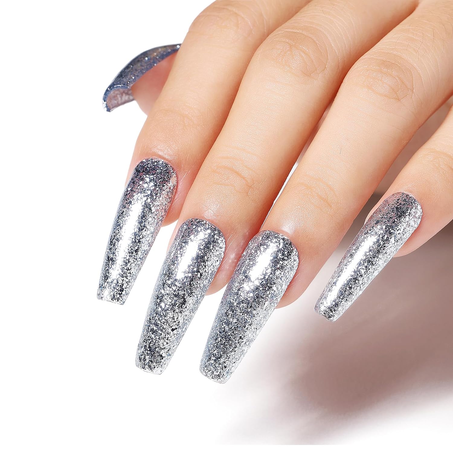 Glittle nails design