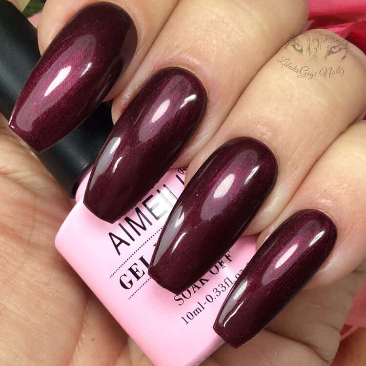 dark red polish