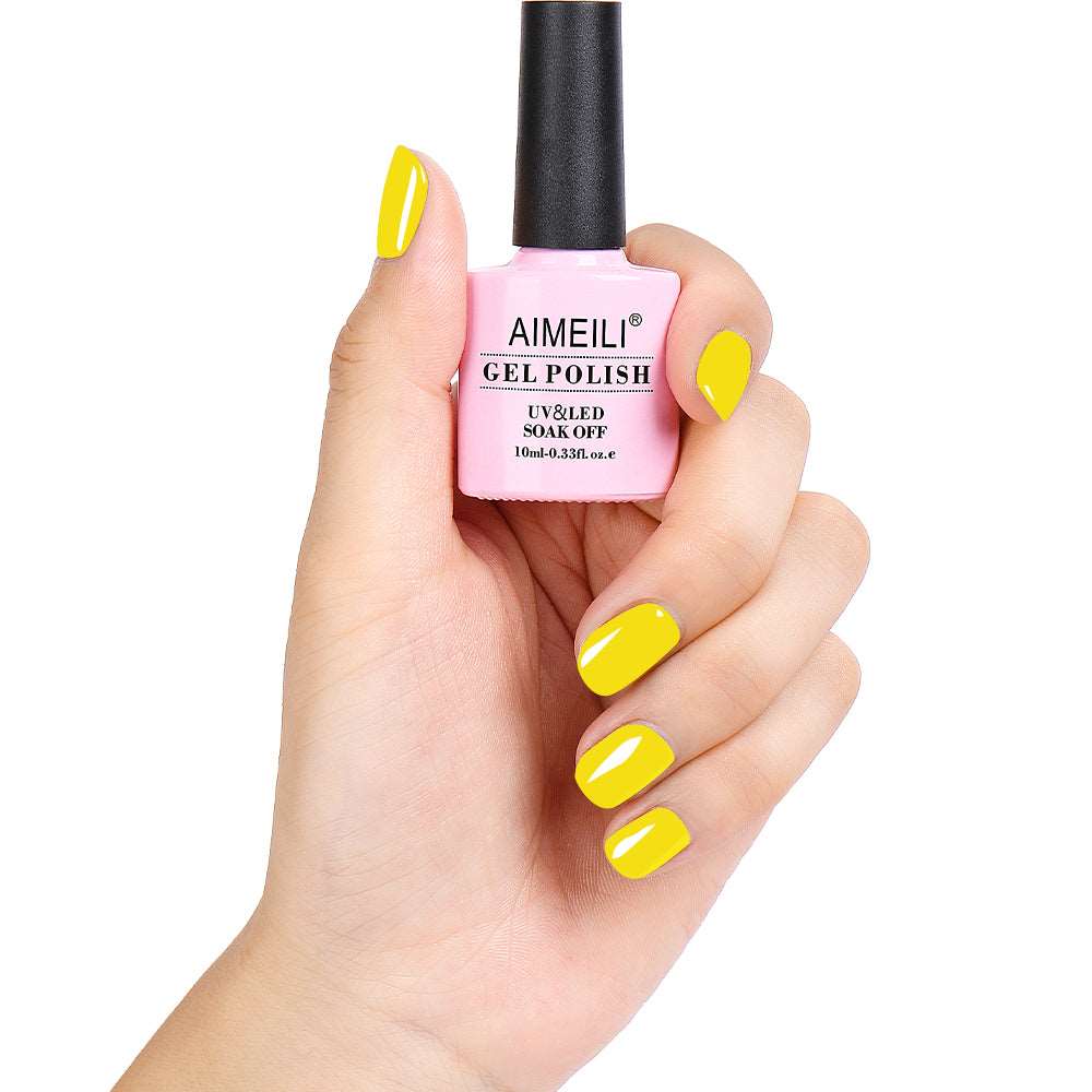 yellow nails