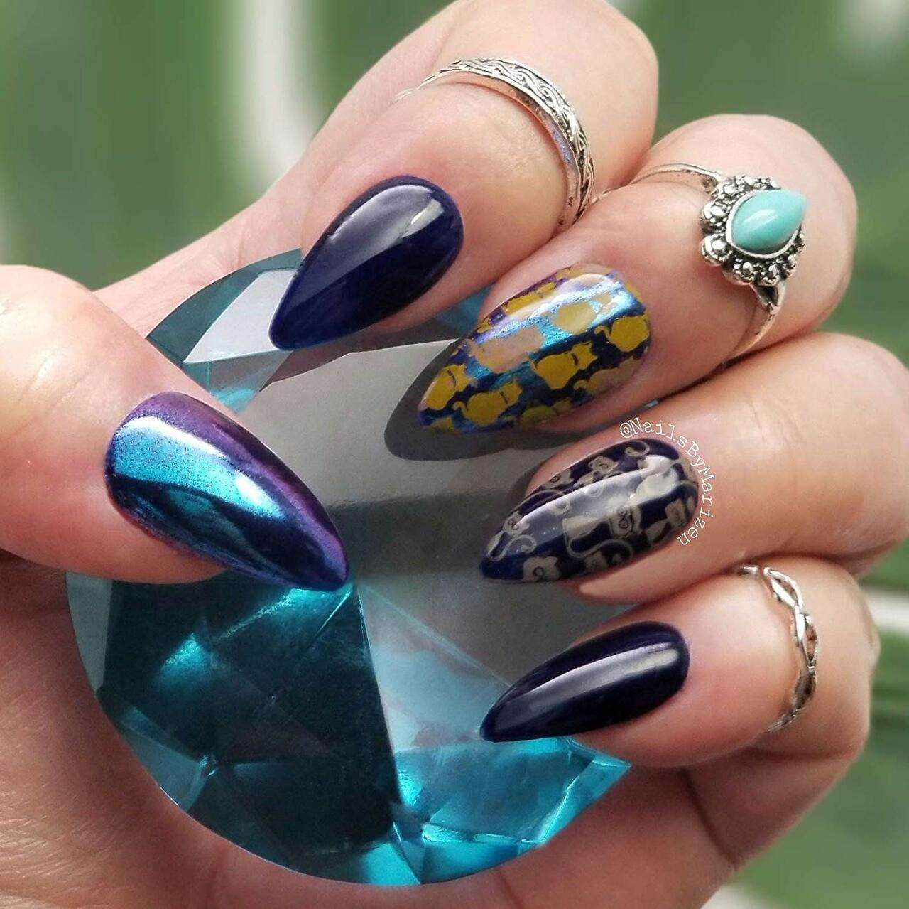 prom navy blue nails