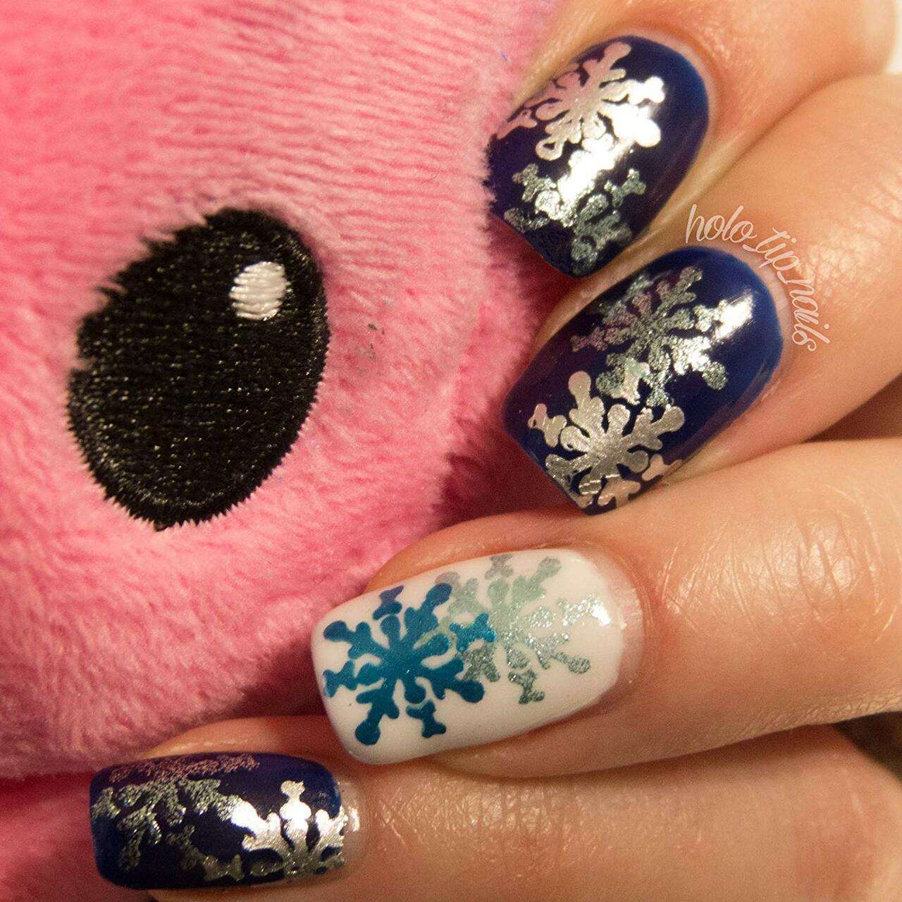 navy blue and silver nails