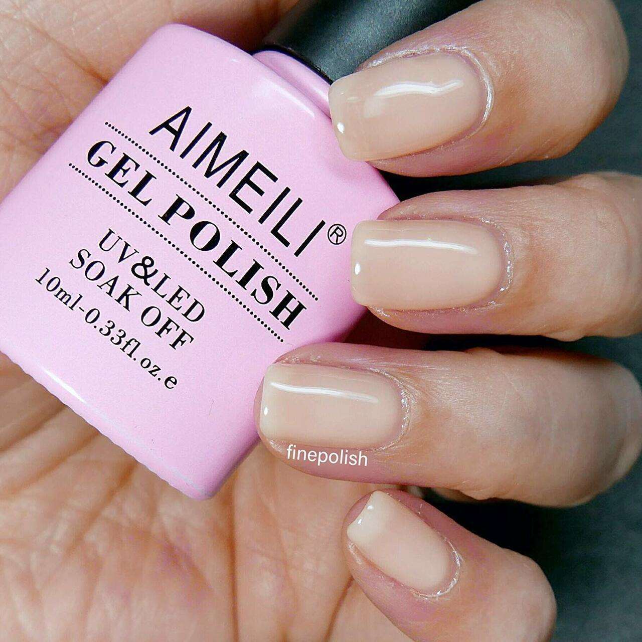 peachy pink nails