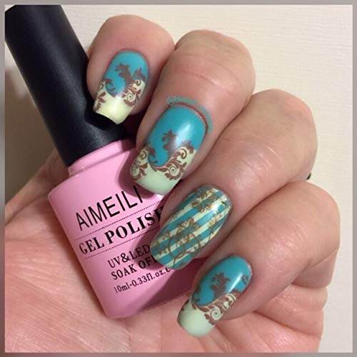 green nail polish
