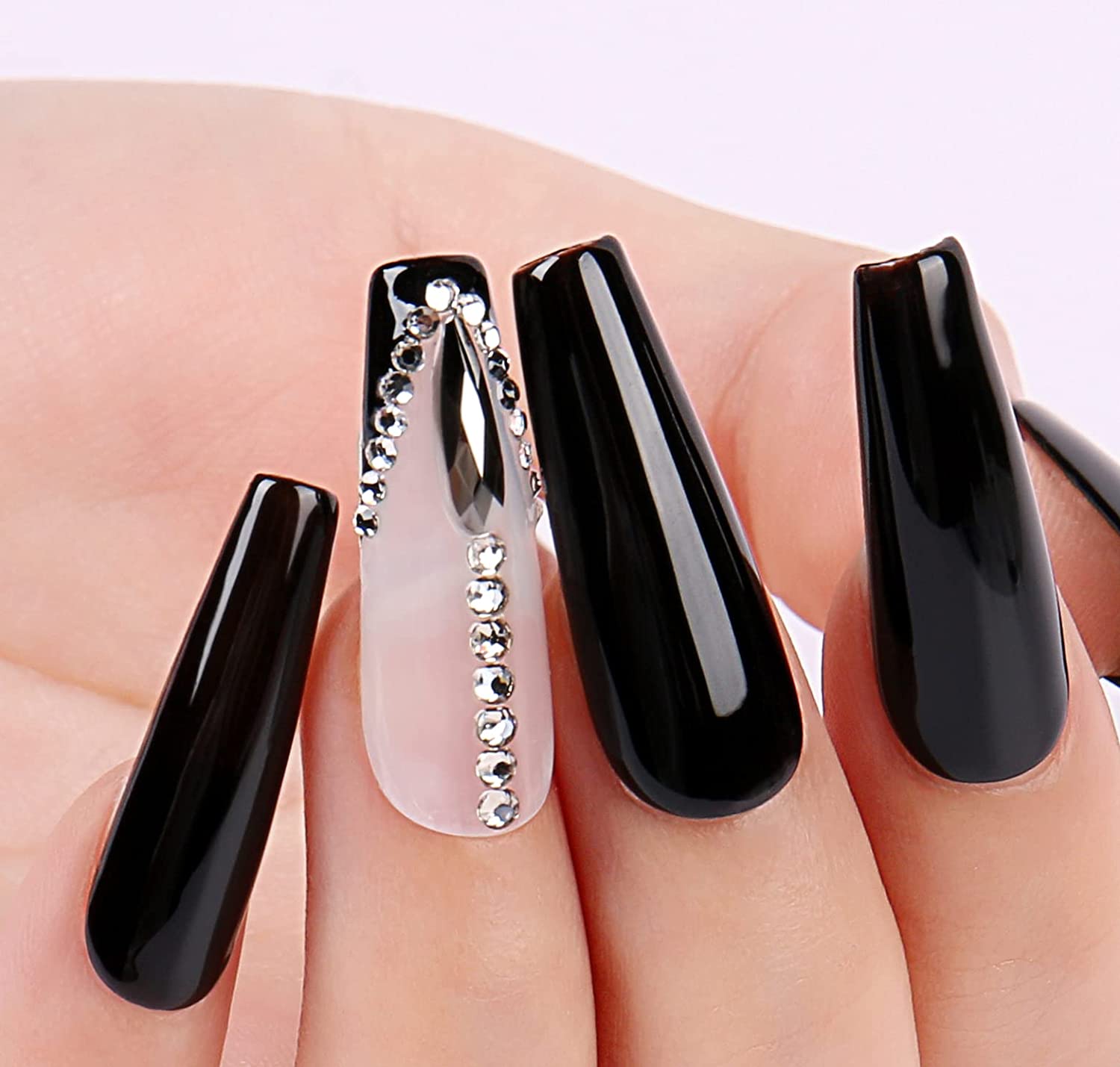 black toenail polish