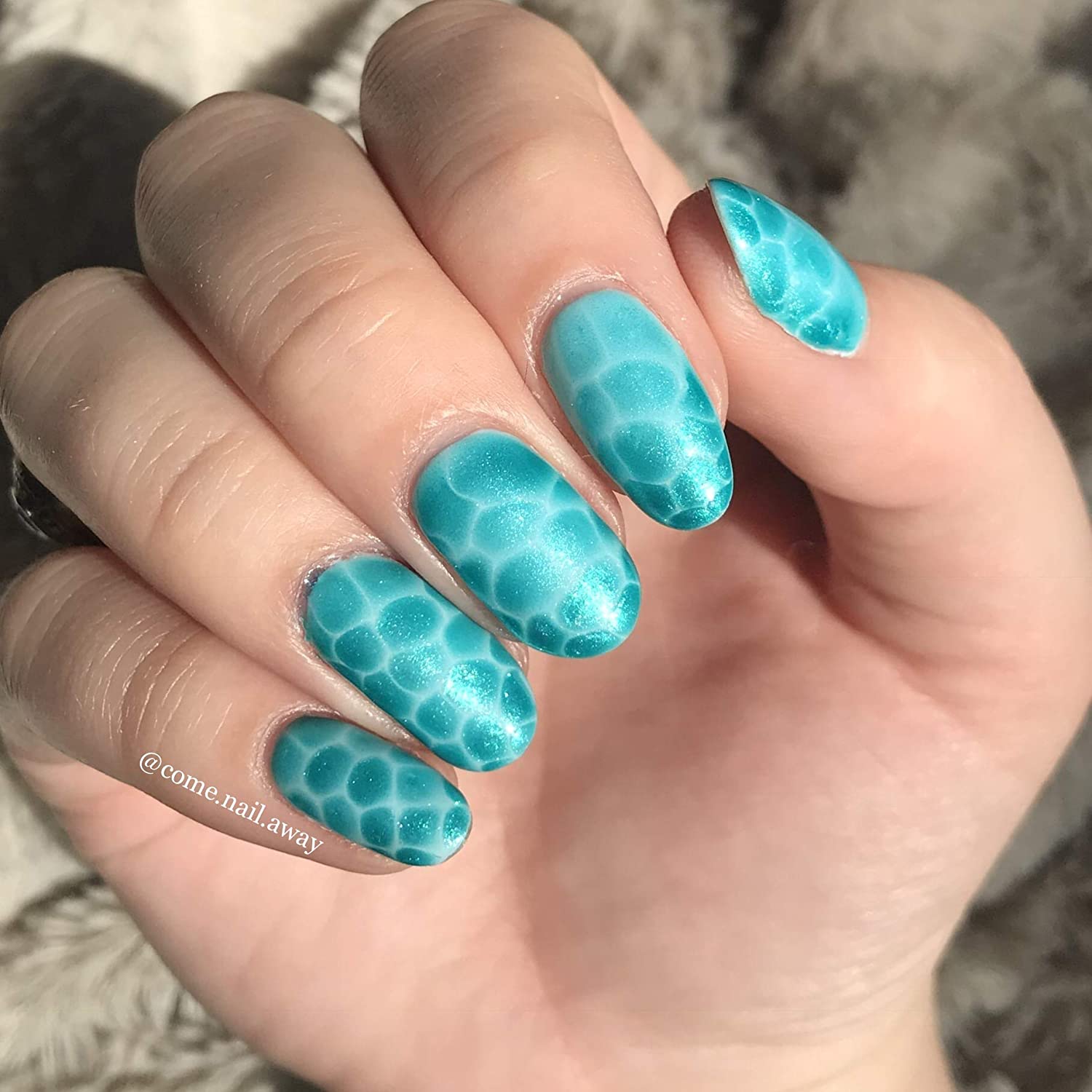 bloom nails