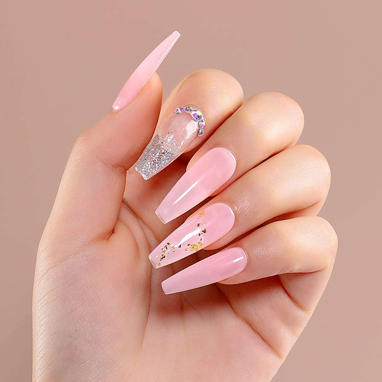 Polygel vs Builder Gel: What’s the Difference?