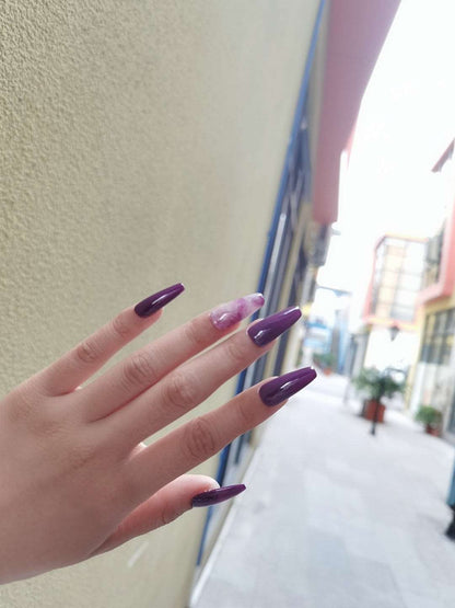 purple acrylic nails 