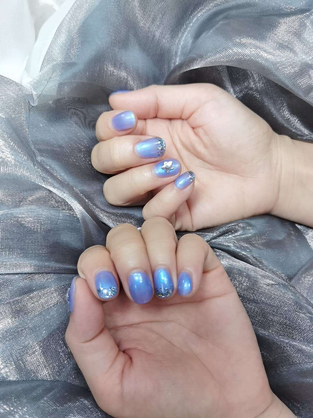 blue gel nail polish