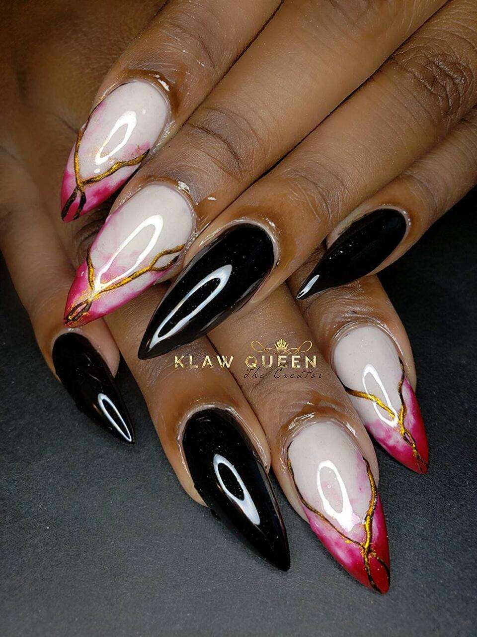 black fingernail polish
