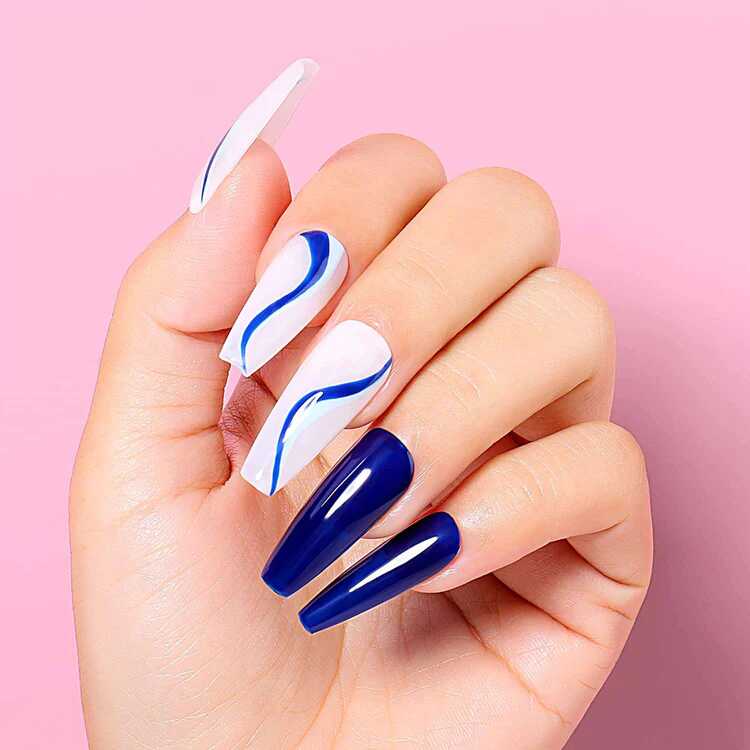 52 Valentine's Day Nail Art Designs & Ideas 2023 : Blue & Pink Nails with  White Heart