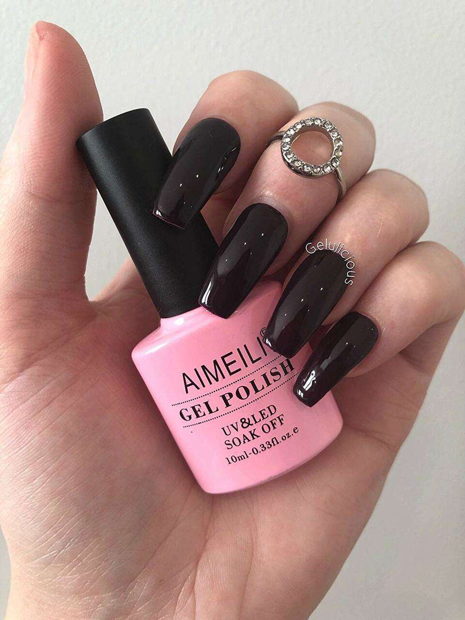 burgundy color nails 