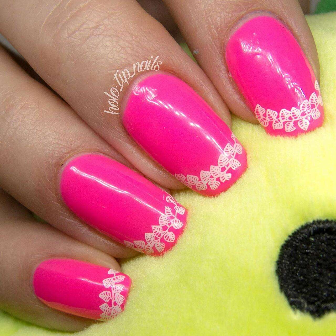Bright Pink Cat, nail art designs by Top Nails, Clarksville TN.