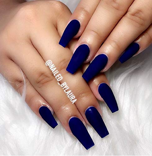 blue holiday nails 
