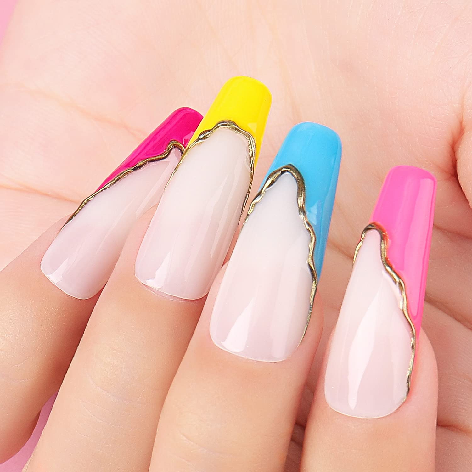 Nail Brush in Delhi at best price by Nails Mantra Salon and Academy -  Justdial