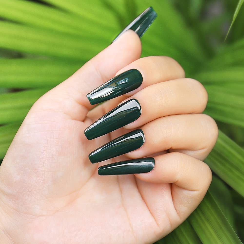 Buy DeBelle Gel Nail Lacquer Green Olivia (Dark Olive Green) (8 ml) Online  | Purplle