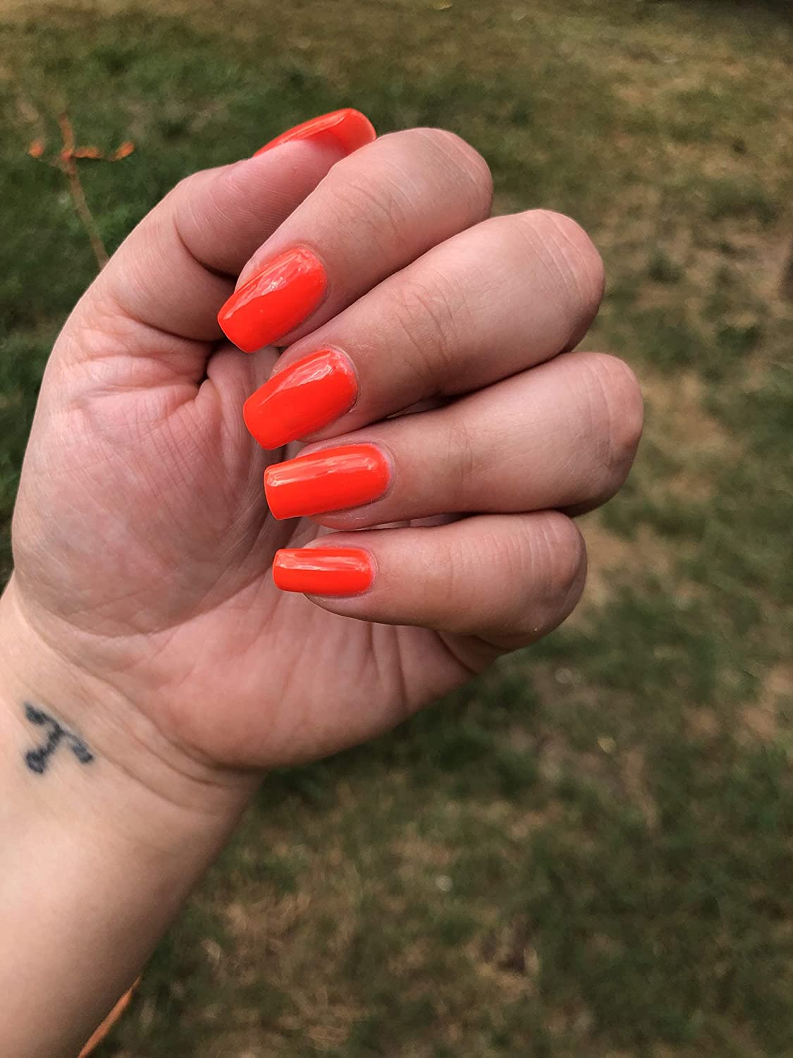 neon orange gel nail polish