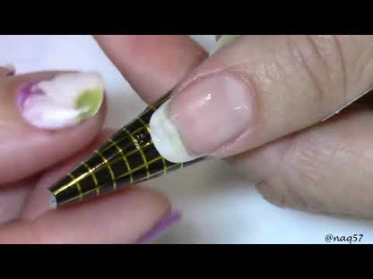 How to strengthen your nails
