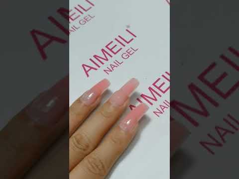 builder gel manicure