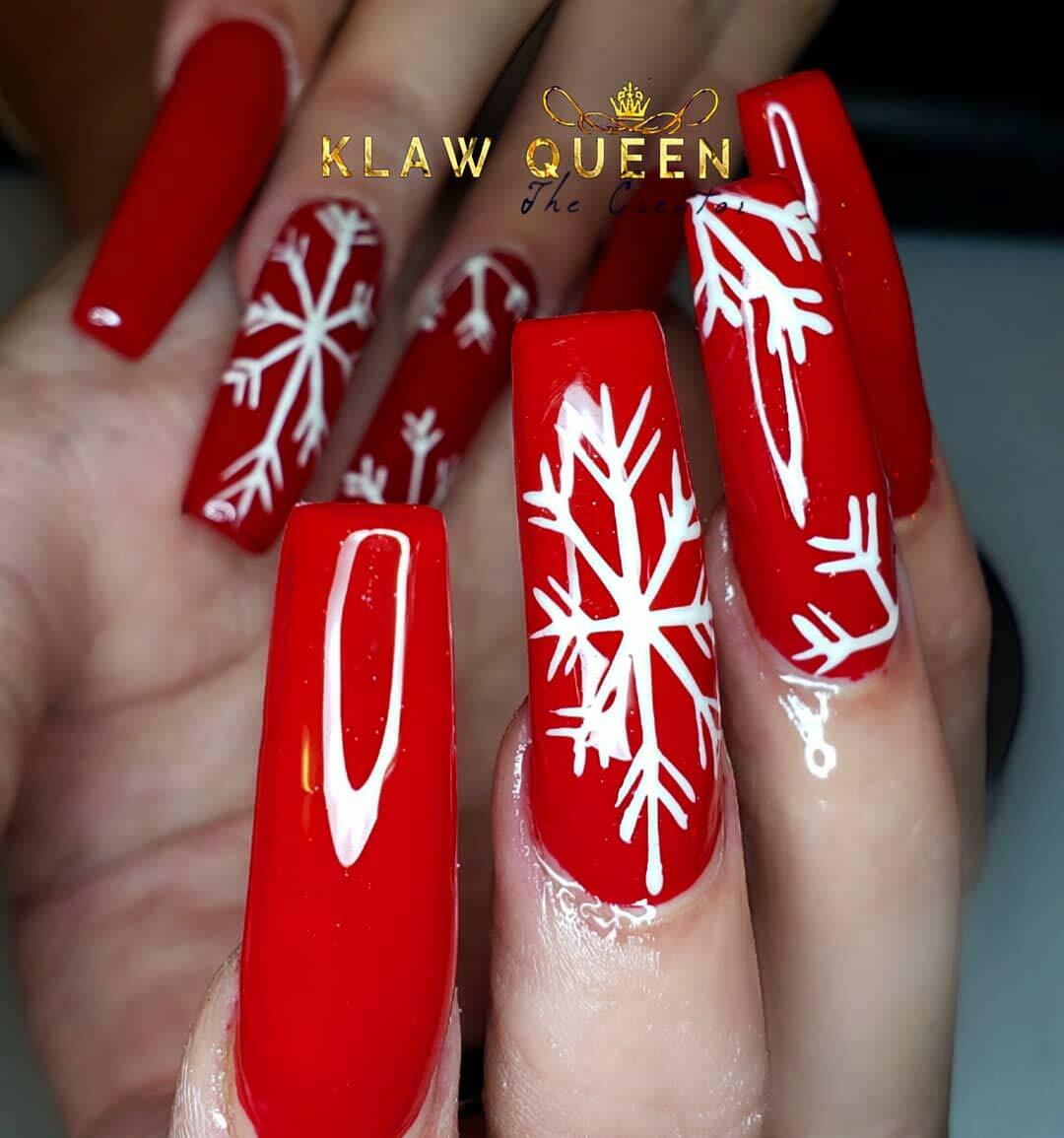 sred and white nails 
