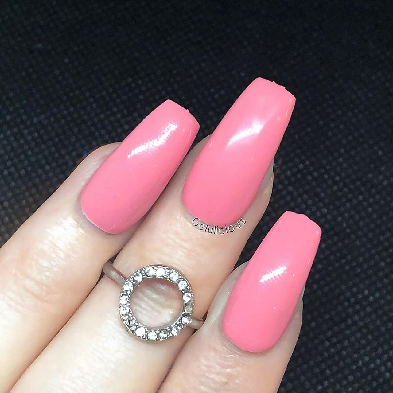 barbie pink nail designs