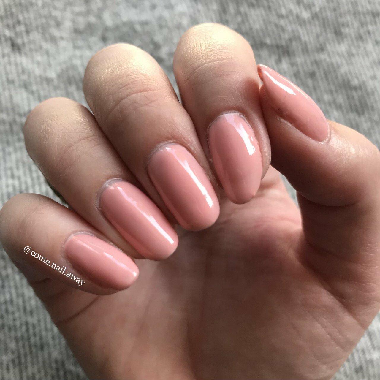 nude pink nails